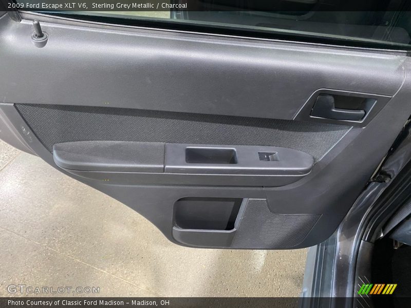 Sterling Grey Metallic / Charcoal 2009 Ford Escape XLT V6