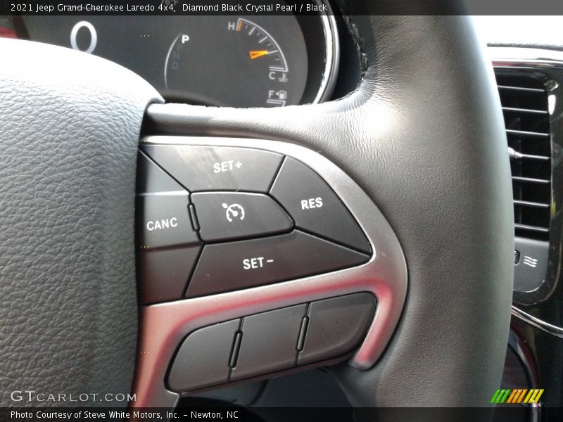 Diamond Black Crystal Pearl / Black 2021 Jeep Grand Cherokee Laredo 4x4