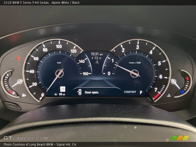 Alpine White / Black 2018 BMW 5 Series 540i Sedan