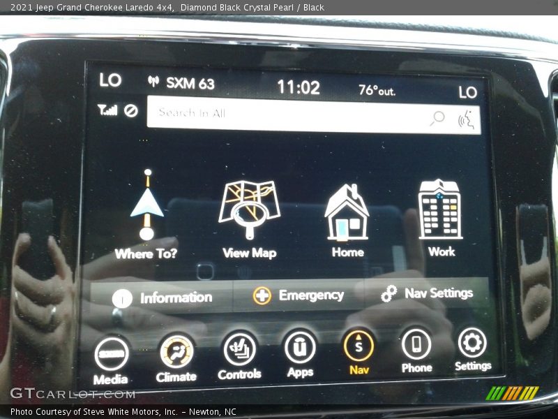 Diamond Black Crystal Pearl / Black 2021 Jeep Grand Cherokee Laredo 4x4