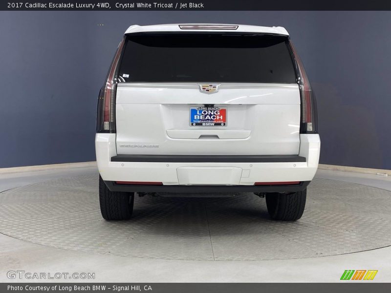Crystal White Tricoat / Jet Black 2017 Cadillac Escalade Luxury 4WD