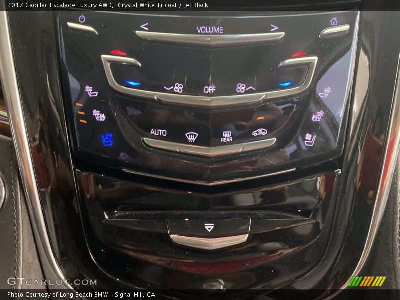 Crystal White Tricoat / Jet Black 2017 Cadillac Escalade Luxury 4WD