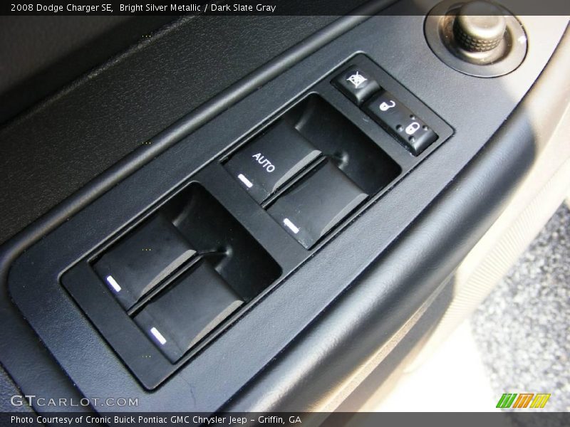 Bright Silver Metallic / Dark Slate Gray 2008 Dodge Charger SE