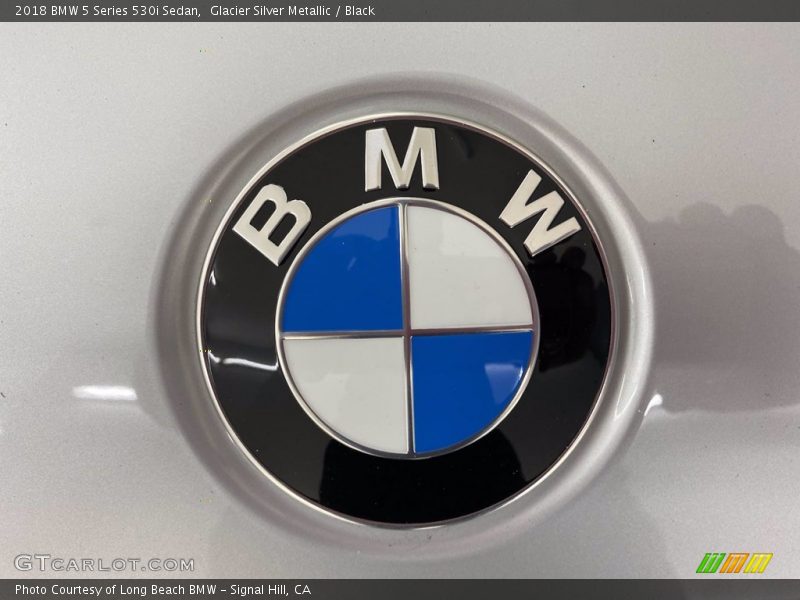 Glacier Silver Metallic / Black 2018 BMW 5 Series 530i Sedan