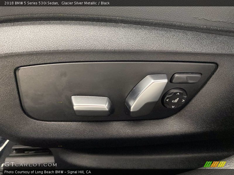 Glacier Silver Metallic / Black 2018 BMW 5 Series 530i Sedan
