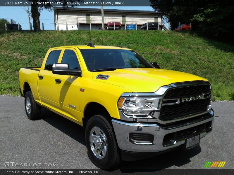Front 3/4 View of 2021 2500 Tradesman Crew Cab 4x4