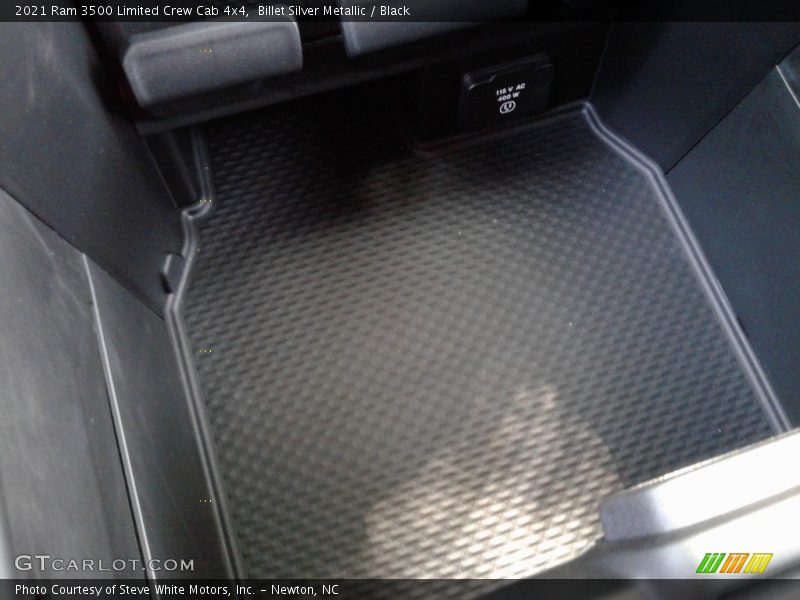 Billet Silver Metallic / Black 2021 Ram 3500 Limited Crew Cab 4x4