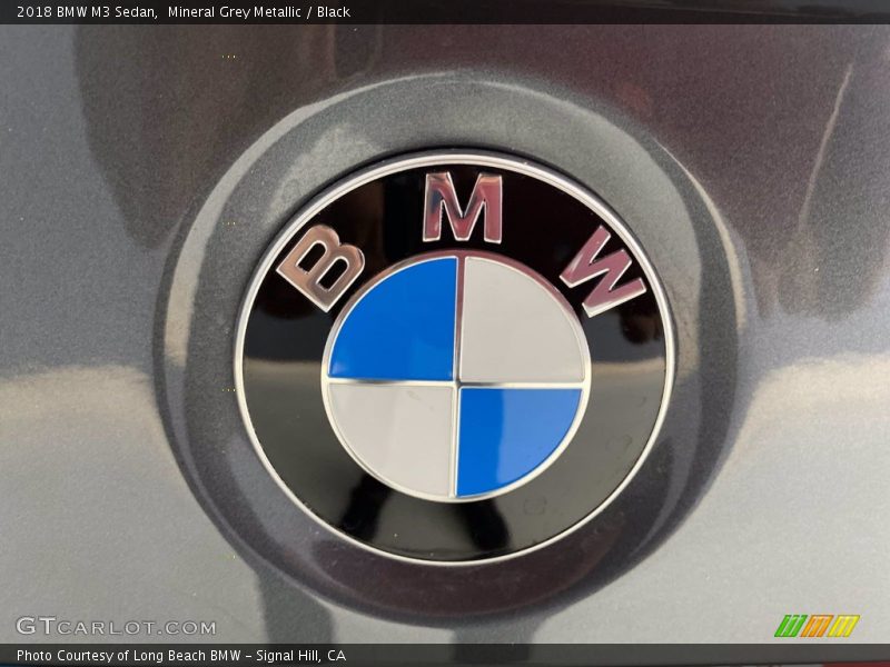Mineral Grey Metallic / Black 2018 BMW M3 Sedan