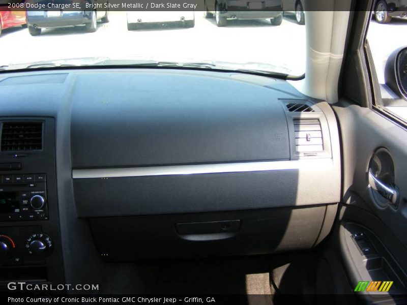 Bright Silver Metallic / Dark Slate Gray 2008 Dodge Charger SE