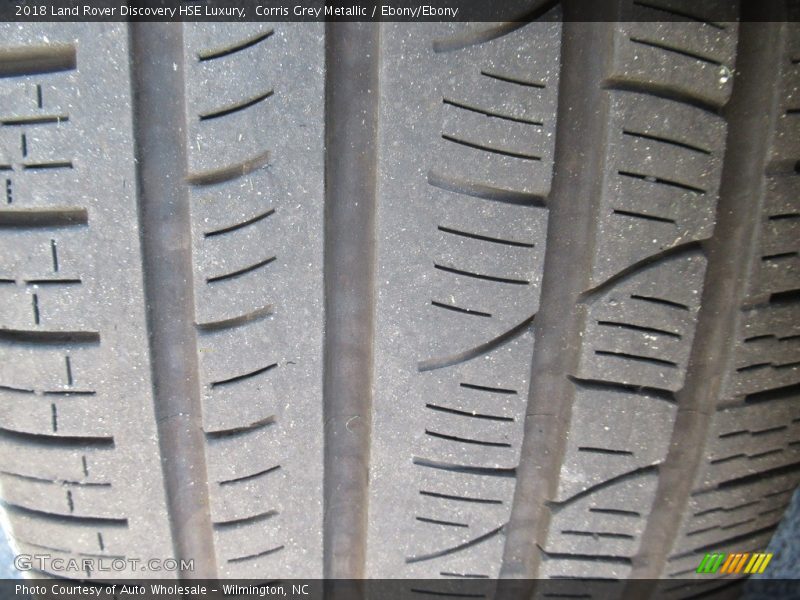 Corris Grey Metallic / Ebony/Ebony 2018 Land Rover Discovery HSE Luxury