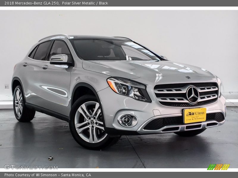 Polar Silver Metallic / Black 2018 Mercedes-Benz GLA 250