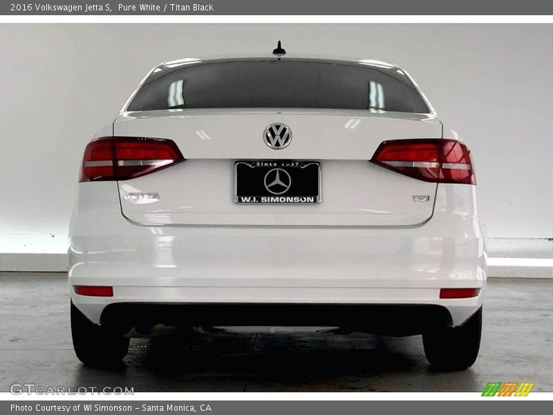 Pure White / Titan Black 2016 Volkswagen Jetta S