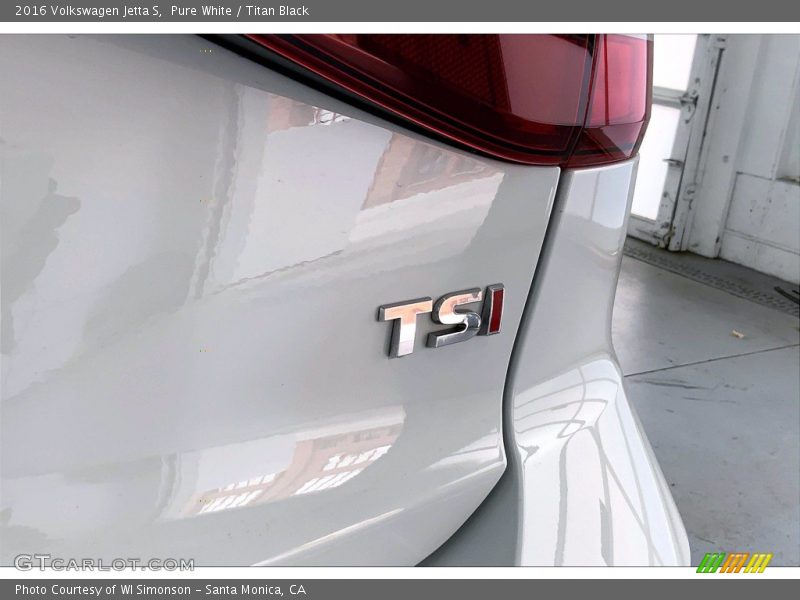 Pure White / Titan Black 2016 Volkswagen Jetta S