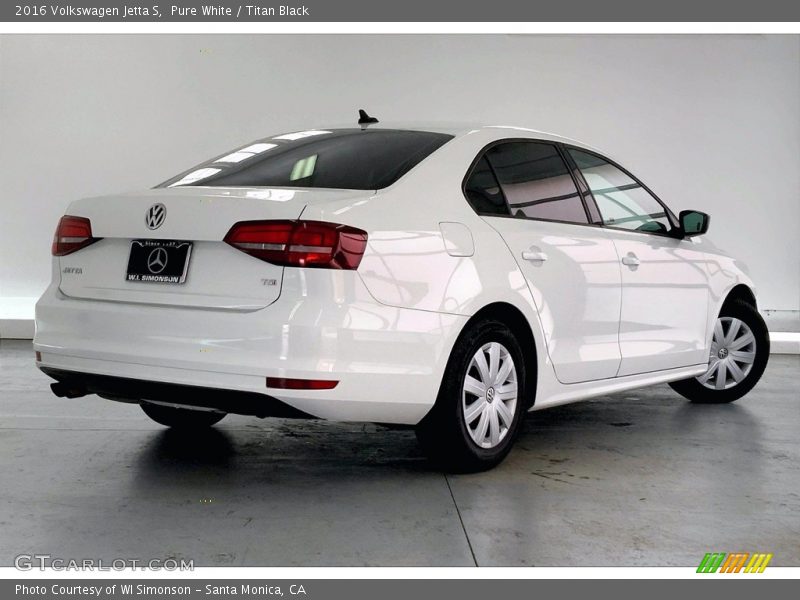 Pure White / Titan Black 2016 Volkswagen Jetta S