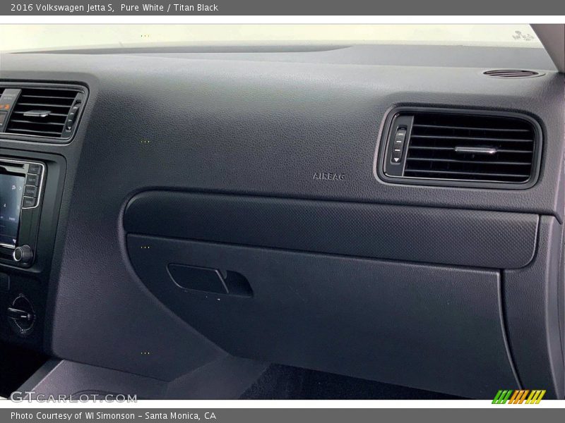 Pure White / Titan Black 2016 Volkswagen Jetta S