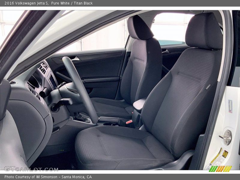 Pure White / Titan Black 2016 Volkswagen Jetta S