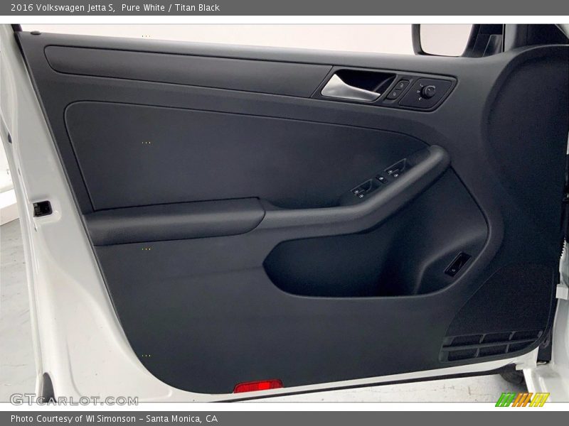 Pure White / Titan Black 2016 Volkswagen Jetta S