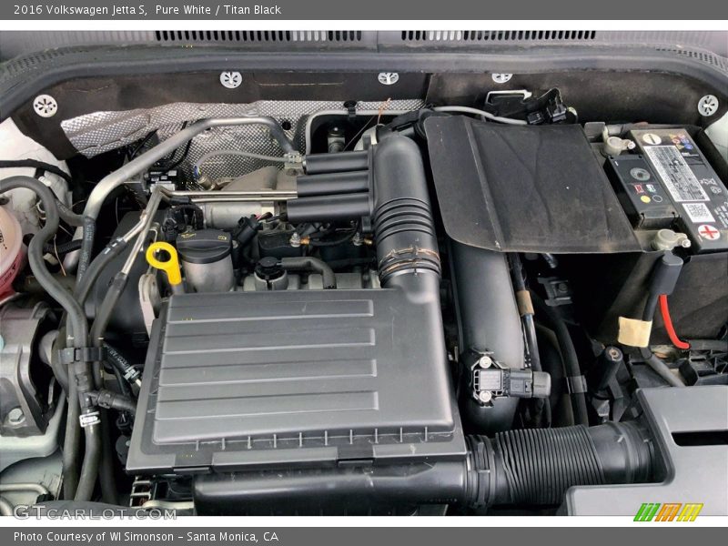 Pure White / Titan Black 2016 Volkswagen Jetta S