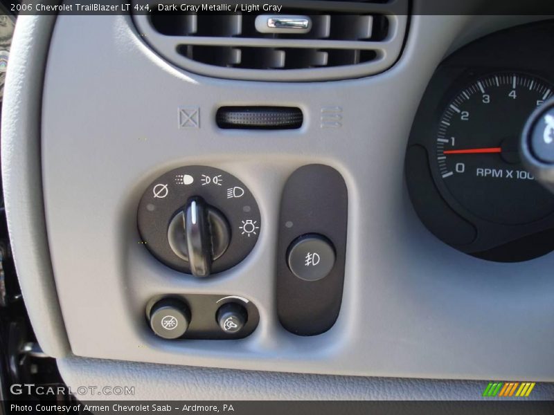 Dark Gray Metallic / Light Gray 2006 Chevrolet TrailBlazer LT 4x4