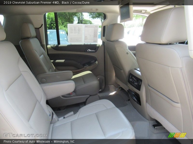 Black / Cocoa/Dune 2019 Chevrolet Suburban Premier 4WD