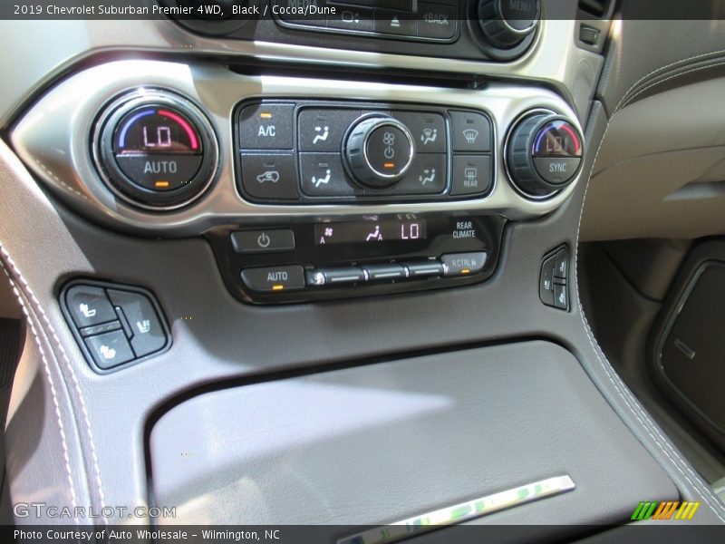 Black / Cocoa/Dune 2019 Chevrolet Suburban Premier 4WD