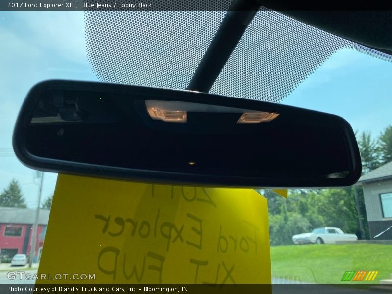 Blue Jeans / Ebony Black 2017 Ford Explorer XLT