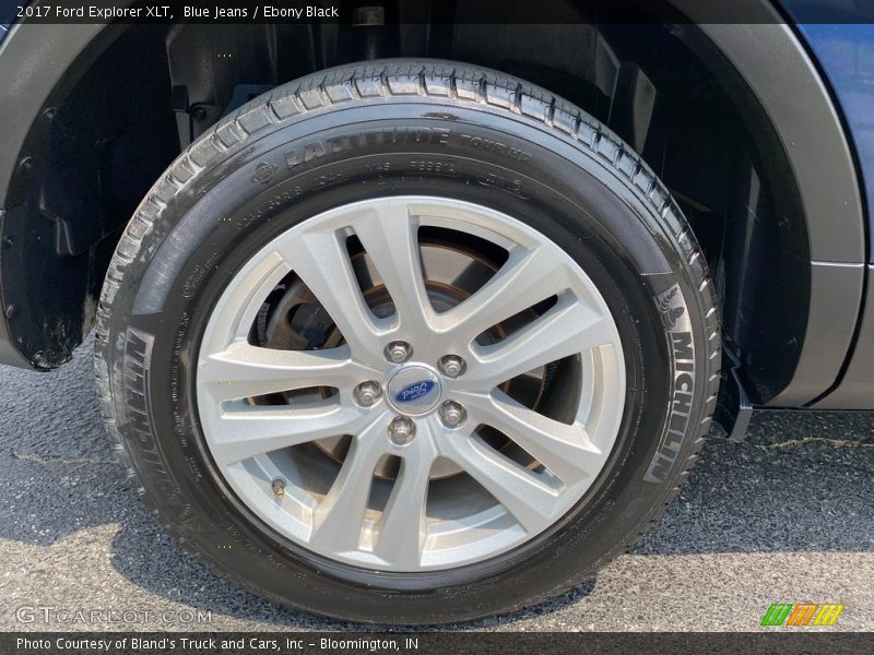 Blue Jeans / Ebony Black 2017 Ford Explorer XLT