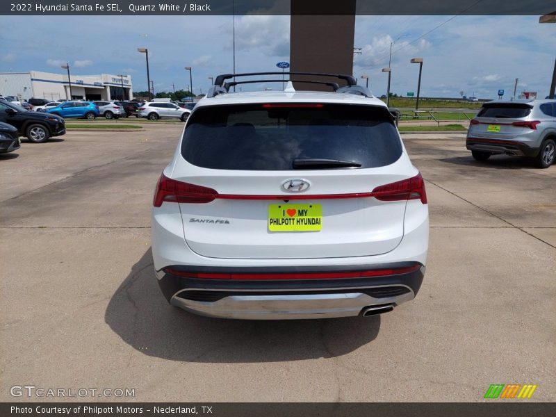 Quartz White / Black 2022 Hyundai Santa Fe SEL