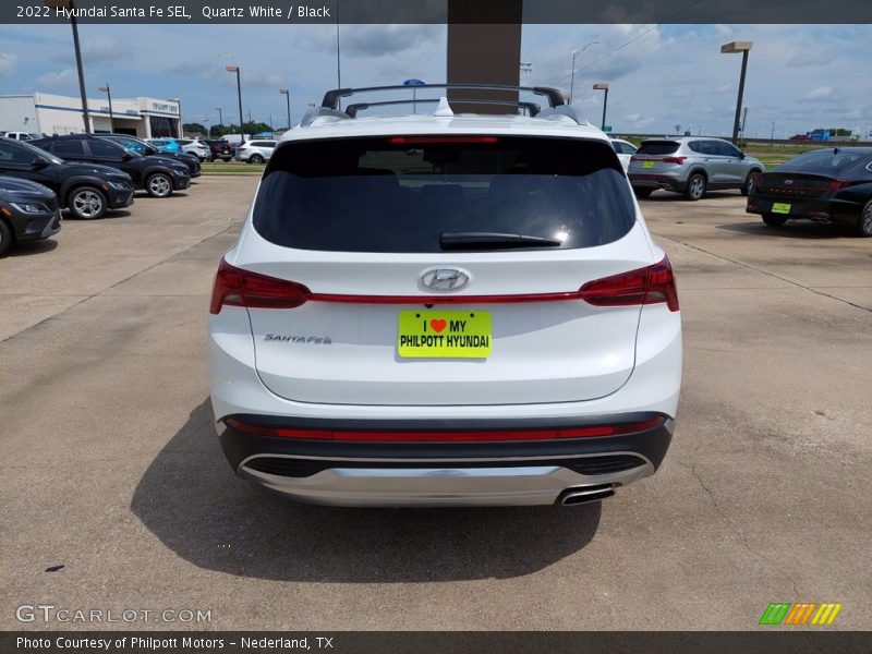 Quartz White / Black 2022 Hyundai Santa Fe SEL