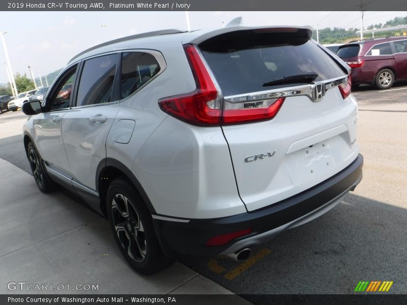 Platinum White Pearl / Ivory 2019 Honda CR-V Touring AWD