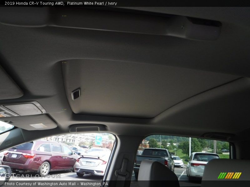 Platinum White Pearl / Ivory 2019 Honda CR-V Touring AWD