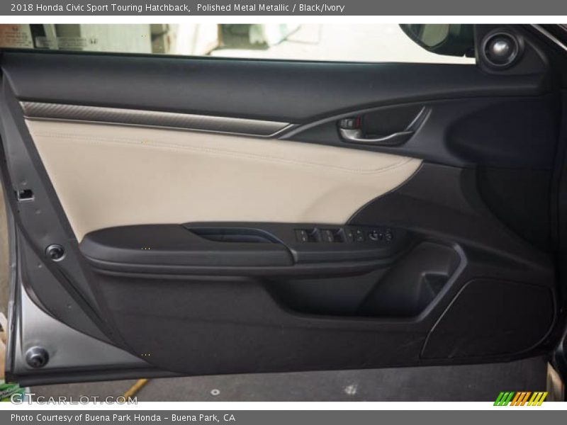 Polished Metal Metallic / Black/Ivory 2018 Honda Civic Sport Touring Hatchback