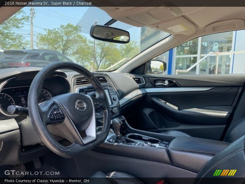 Super Black / Charcoal 2016 Nissan Maxima SV