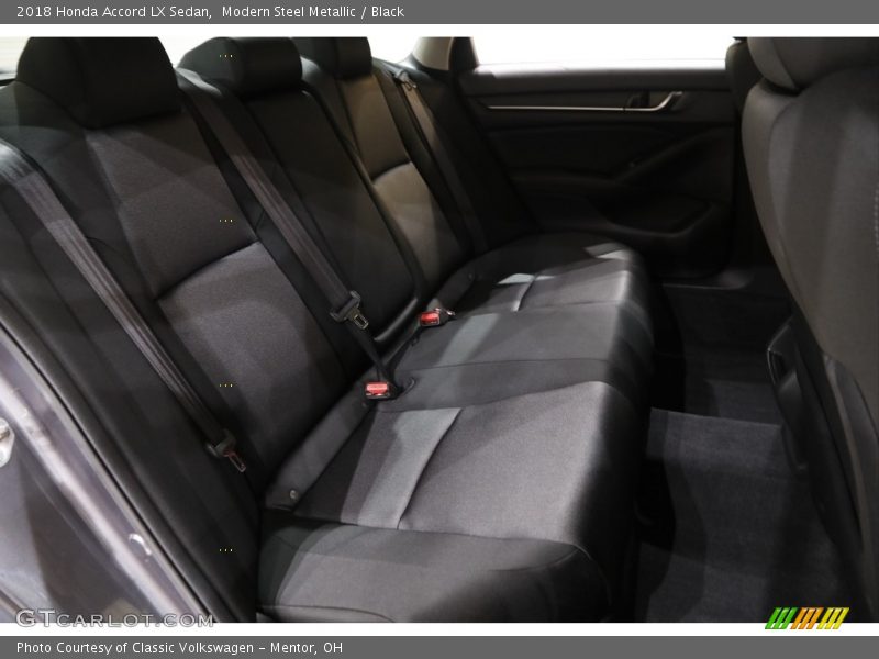 Modern Steel Metallic / Black 2018 Honda Accord LX Sedan