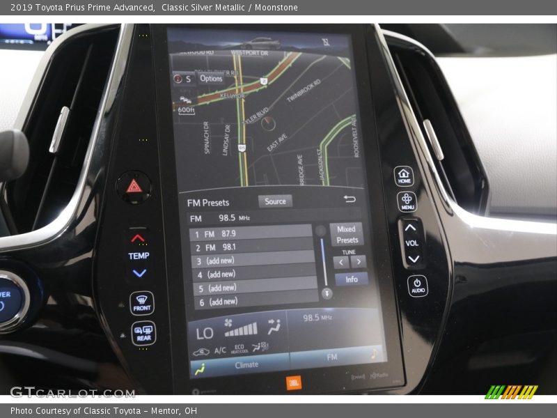 Classic Silver Metallic / Moonstone 2019 Toyota Prius Prime Advanced