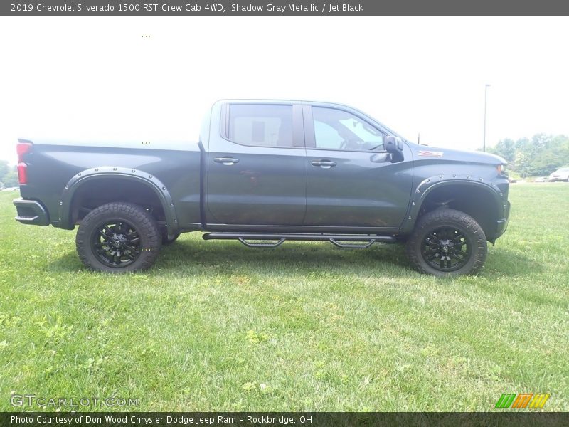 Shadow Gray Metallic / Jet Black 2019 Chevrolet Silverado 1500 RST Crew Cab 4WD