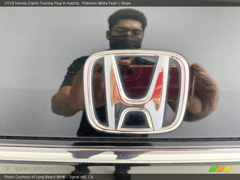 Platinum White Pearl / Beige 2018 Honda Clarity Touring Plug In Hybrid
