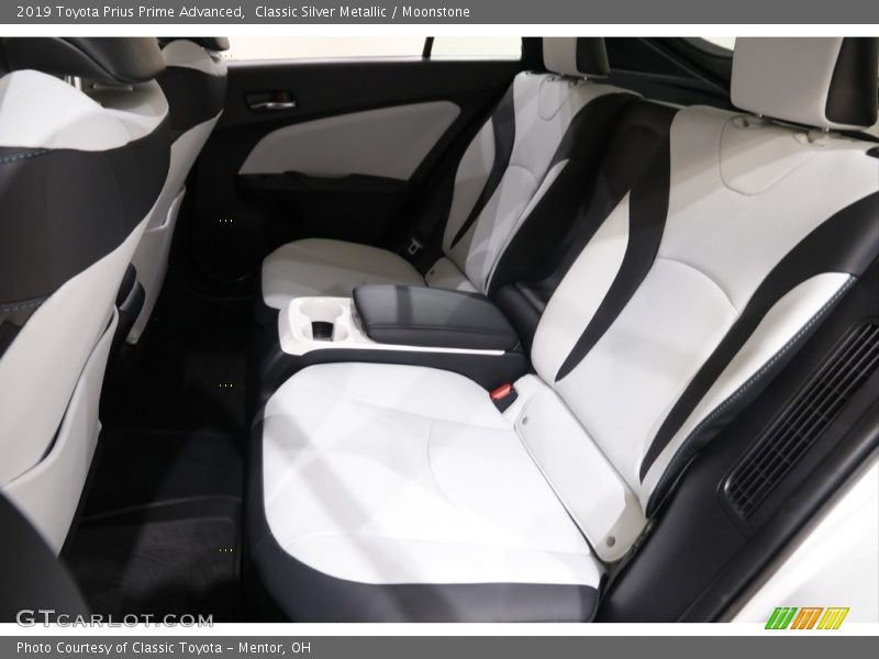 Classic Silver Metallic / Moonstone 2019 Toyota Prius Prime Advanced