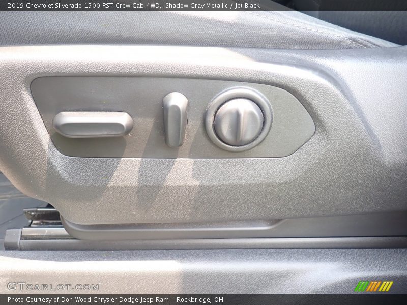 Shadow Gray Metallic / Jet Black 2019 Chevrolet Silverado 1500 RST Crew Cab 4WD
