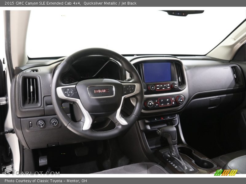 Dashboard of 2015 Canyon SLE Extended Cab 4x4
