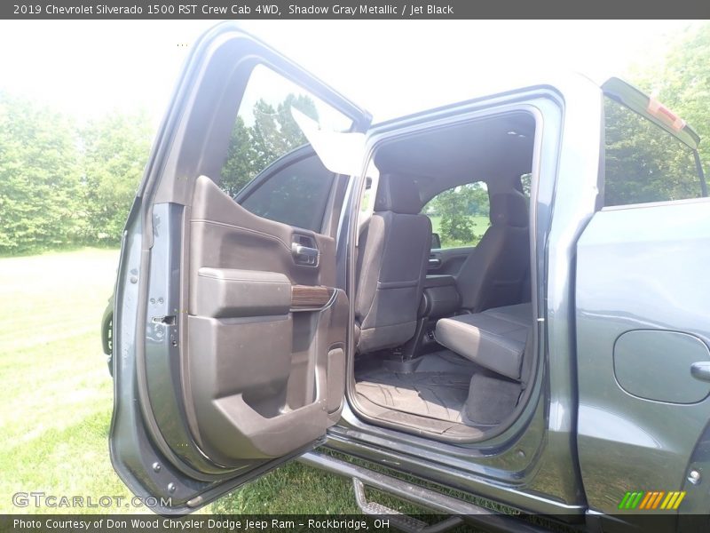 Shadow Gray Metallic / Jet Black 2019 Chevrolet Silverado 1500 RST Crew Cab 4WD