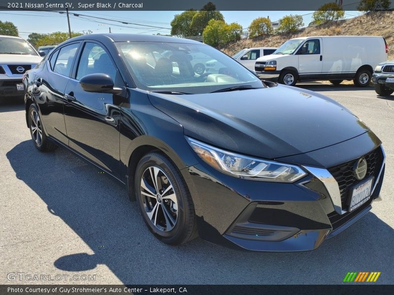 Super Black / Charcoal 2021 Nissan Sentra SV