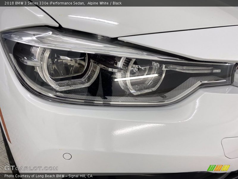 Alpine White / Black 2018 BMW 3 Series 330e iPerformance Sedan