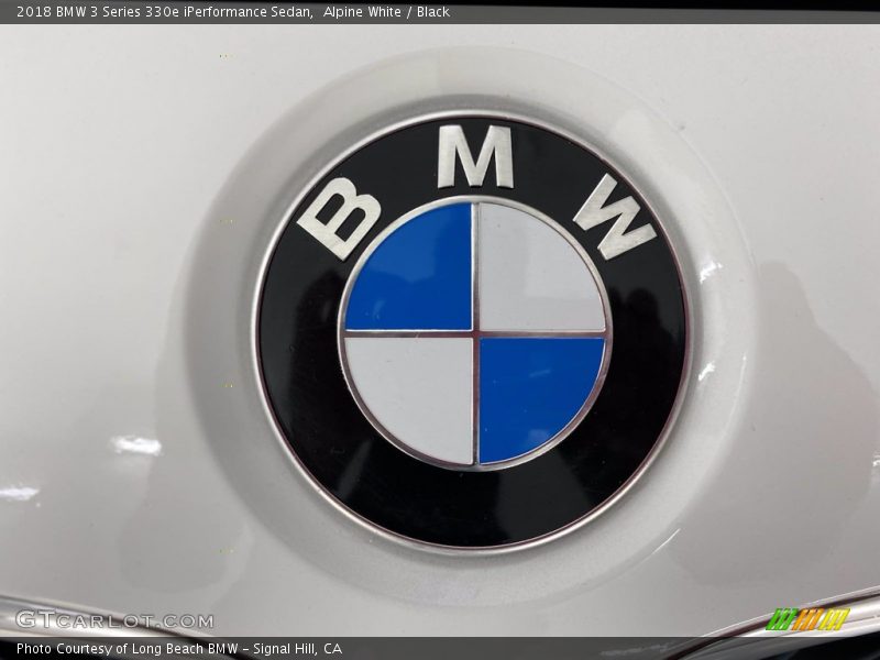 Alpine White / Black 2018 BMW 3 Series 330e iPerformance Sedan