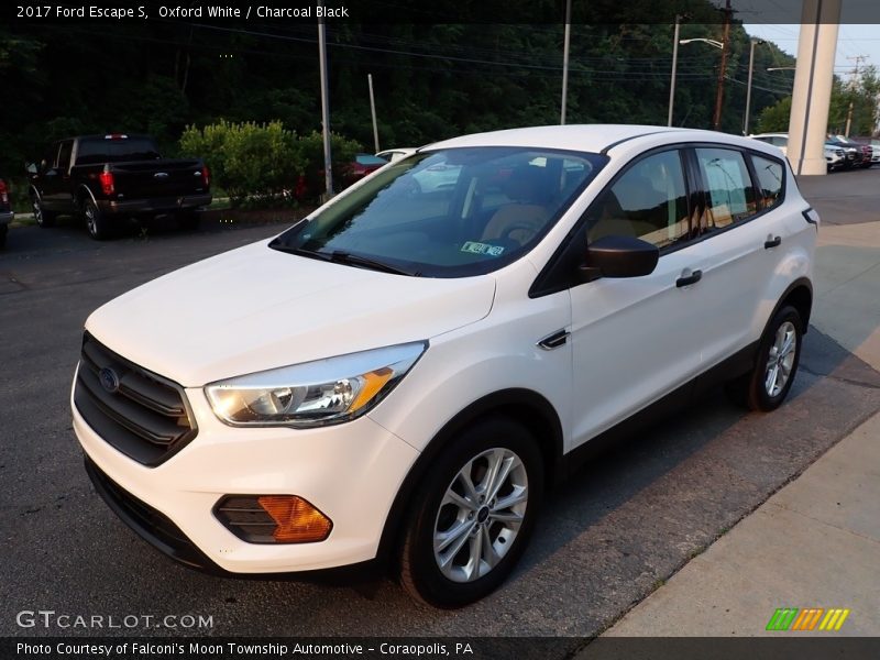Oxford White / Charcoal Black 2017 Ford Escape S