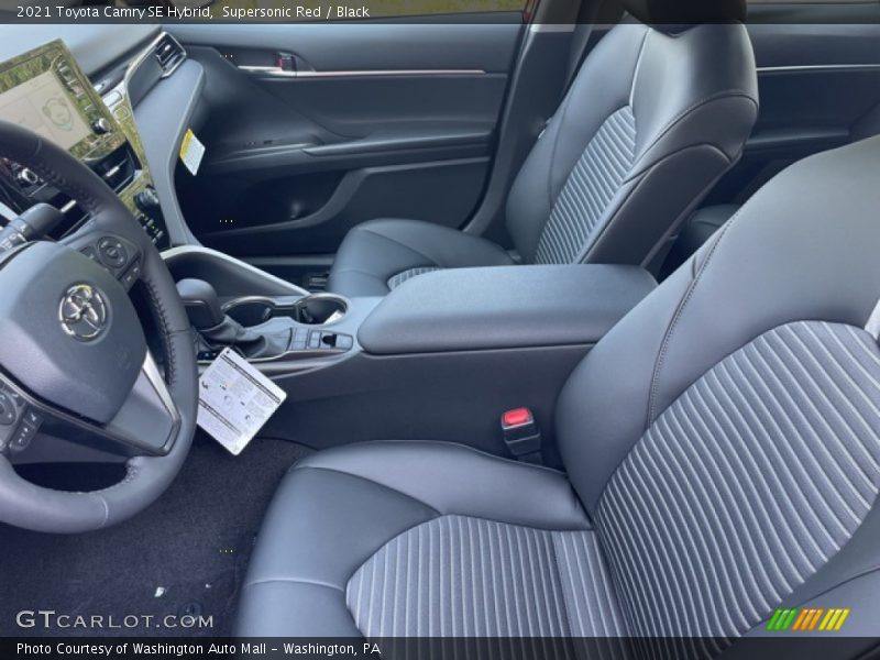 Supersonic Red / Black 2021 Toyota Camry SE Hybrid