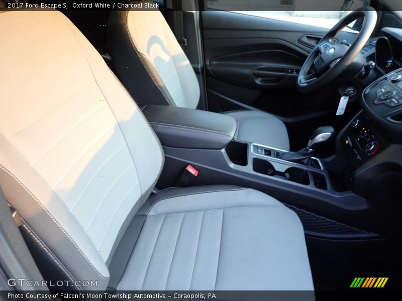 Oxford White / Charcoal Black 2017 Ford Escape S