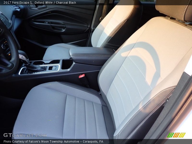 Oxford White / Charcoal Black 2017 Ford Escape S