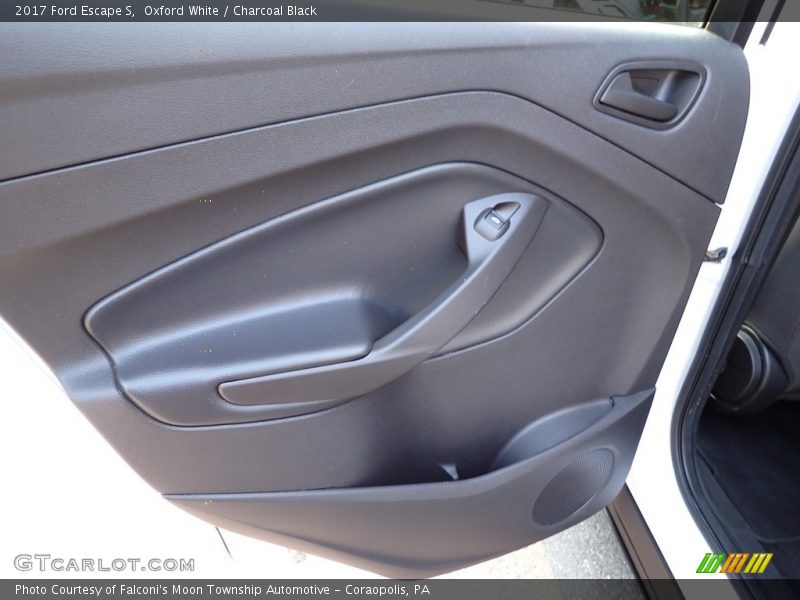 Oxford White / Charcoal Black 2017 Ford Escape S