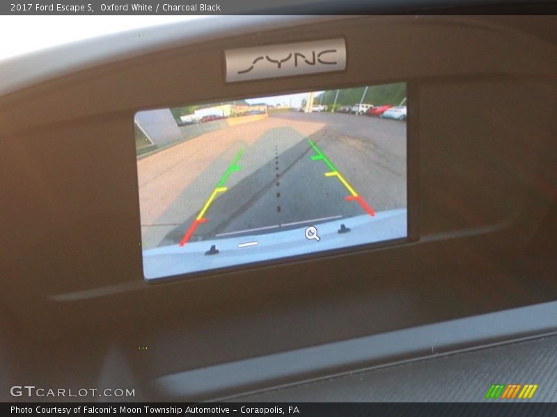 Oxford White / Charcoal Black 2017 Ford Escape S